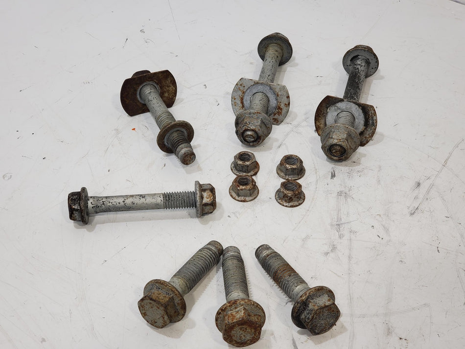 2004-2012 Chevy Malibu Rear LH or RH Knuckle Hub Mounting Bolts OEM