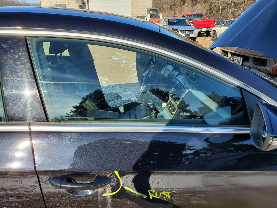 2009-2017 Volkswagen CC Front RH Passenger Door Glass/Window (tint AS2