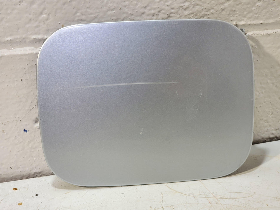 1995-1998 Audi A6 S6 Fuel Tank Filler Door/Lid (silver)(scuff OEM