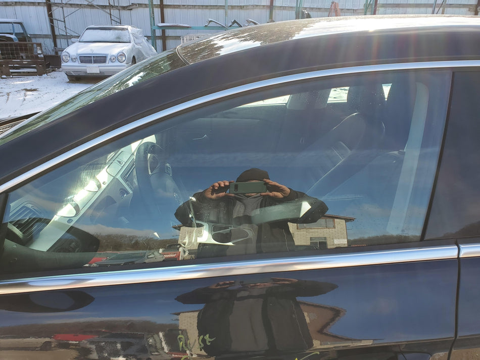 2009-2017 Volkswagen CC Front LH Driver Door Glass/Window (tint AS2