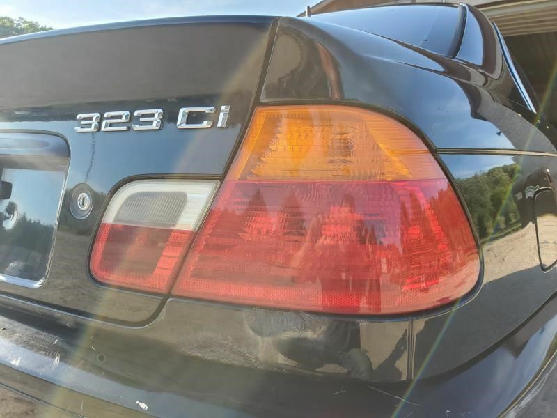 Passenger Tail Light Coupe Quarter Panel Mounted Fits 01-03 BMW 325i 821