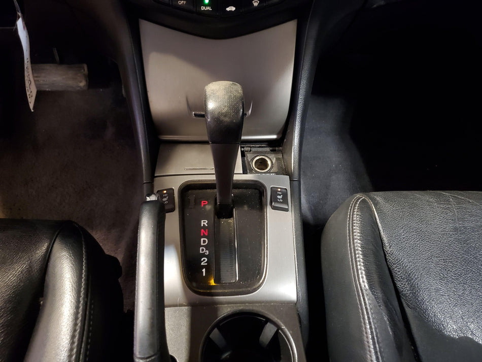 2006 Floor Shifter AUTO TRANS Honda Accord