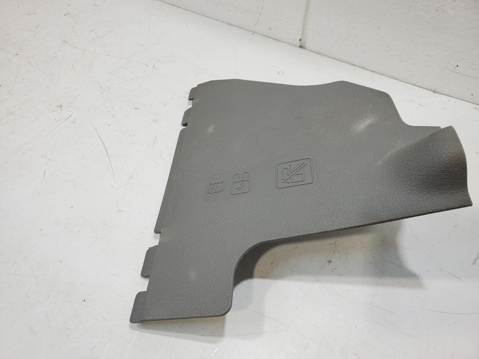 2004-08 Ford F-150 RH Fuse Panel Cover Dash Trim Gray OEM 4L34-15020C62-AEW