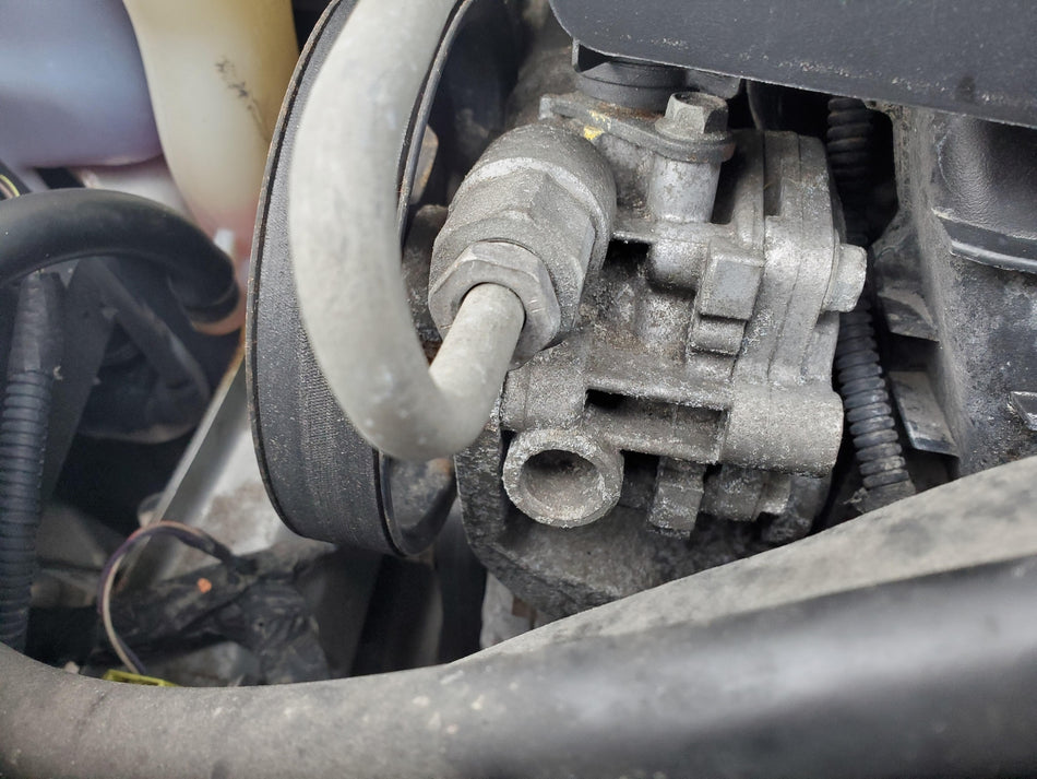Power Steering Pump w/Pulley 2008-2012 Dodge Caliber