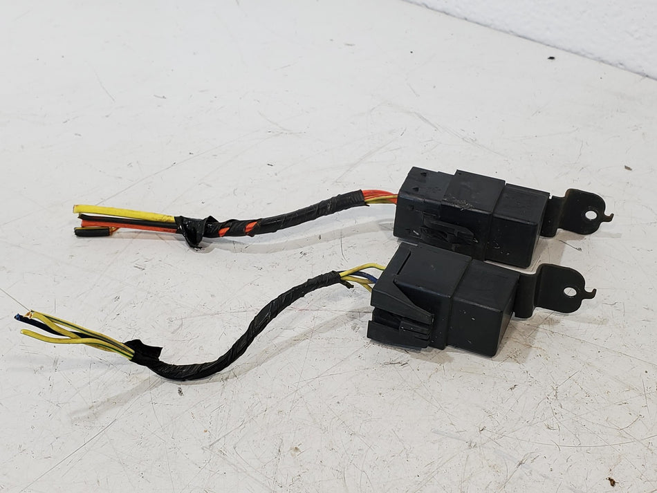 1992-1996 Ford E150 E250 E350 Relays and Plugs Fuel Pump OEM