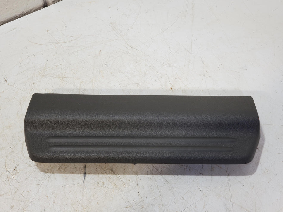 Rear RH Sill Plate (dark pewter)(crewcab) 2004-2006 GMC Canyon Chevy Colorado