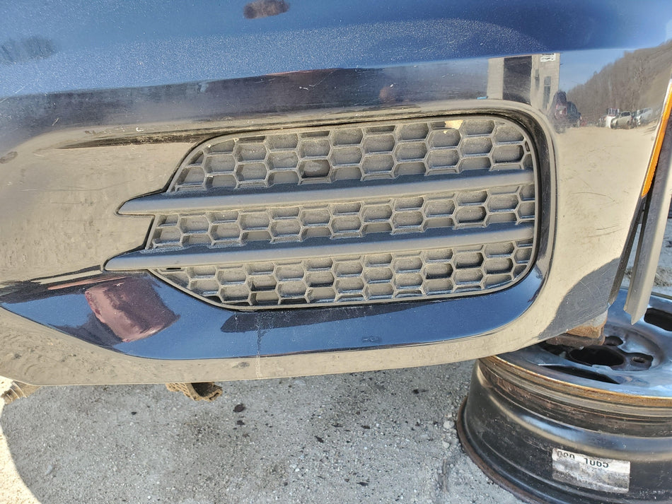 2012-2018 Volkswagen Tiguan Front LH Lower Grille Insert (with o fog OEM