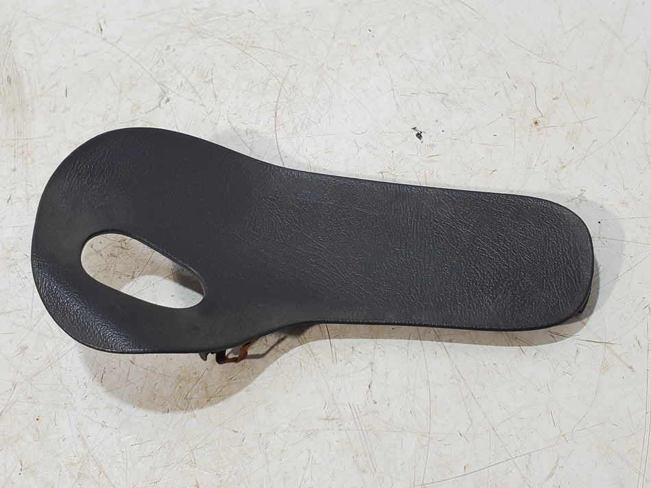 Front LH Inside Handle Bezel (graphite) 1999-2006 Chevy Silverado GMC Sierra