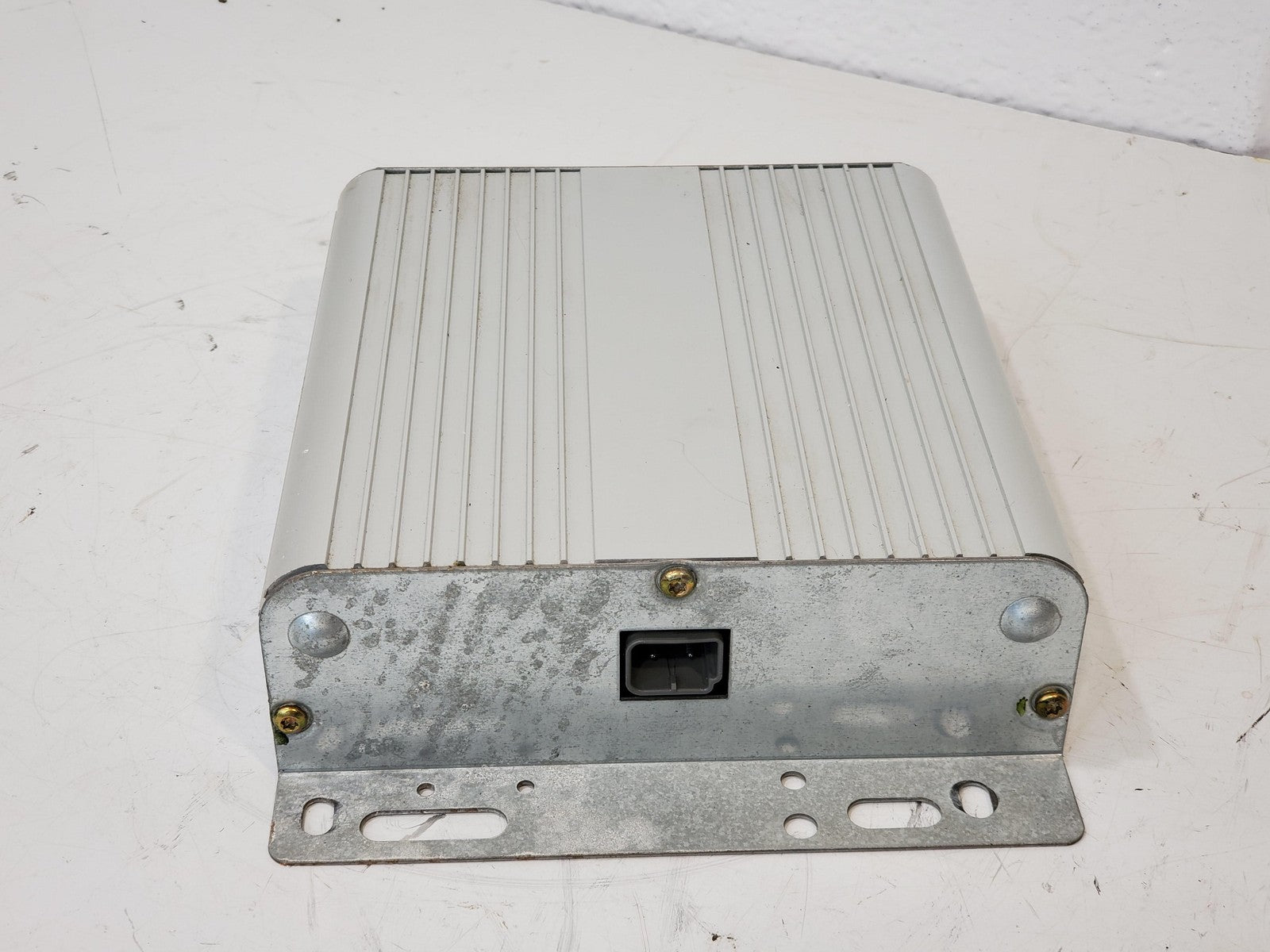 2002-2007 Ford Focus SVT Radio Amplifier F8OF-18C808-BA OEM