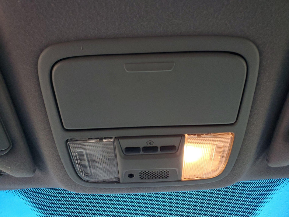 2003-2008 Honda Pilot Front Roof Console (fern/light gray)(LH bulb out