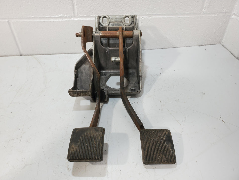 1995-2006 Ford Ranger Clutch & Brake Pedal Assembly OEM