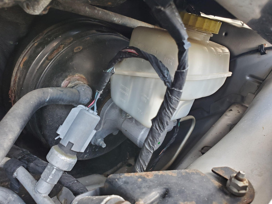 2008 Dodge Magnum Brake Master Cylinder