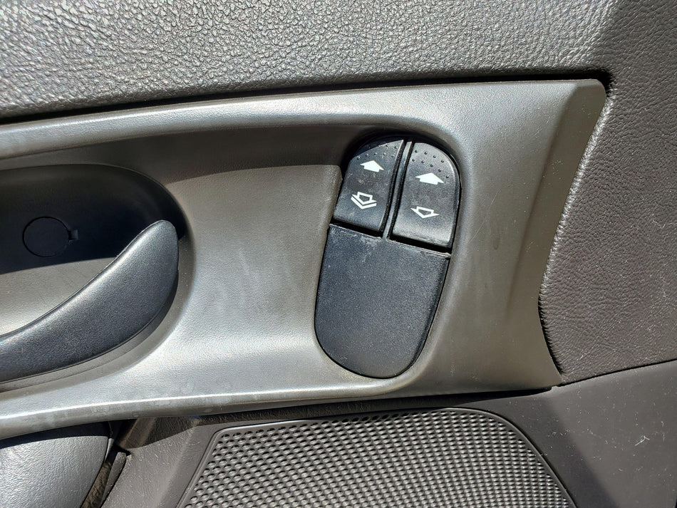 2000-2007 Ford Focus Master Window Switches (Driver Side) (Switches Only OEM