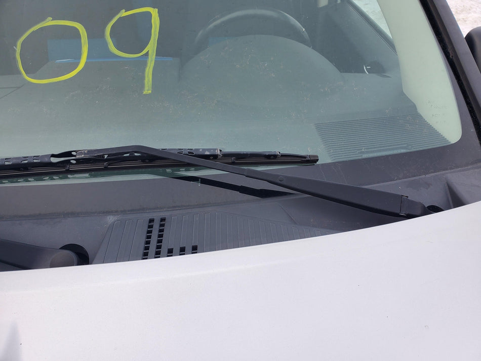 Front Left Driver Windshield Wiper Arm 2007-2012 Dodge Caliber