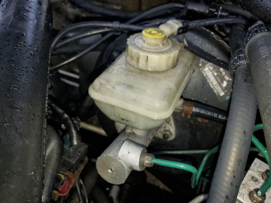2001-2003 SAAB 9-3 Brake Master Cylinder (exc. viggen) OEM