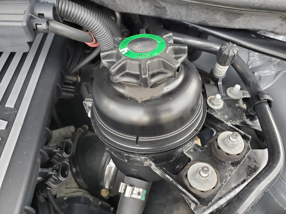 2007-2011 BMW 328 Power Steering Pump Reservoir