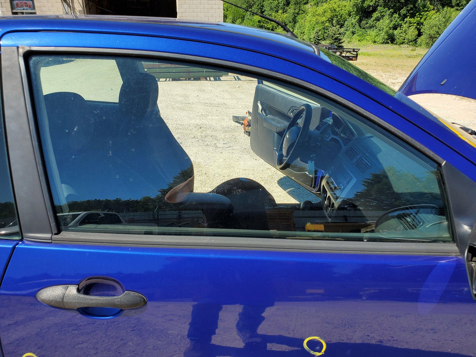 2000-2007 Ford Focus Door Glass Front RH (Passenger Door Glass Only OEM