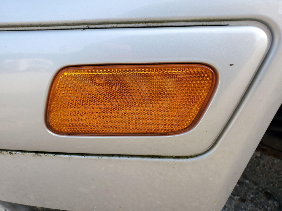 1996-2002 Mercedes E320 Front LH Side Marker Light (bumper mounted)