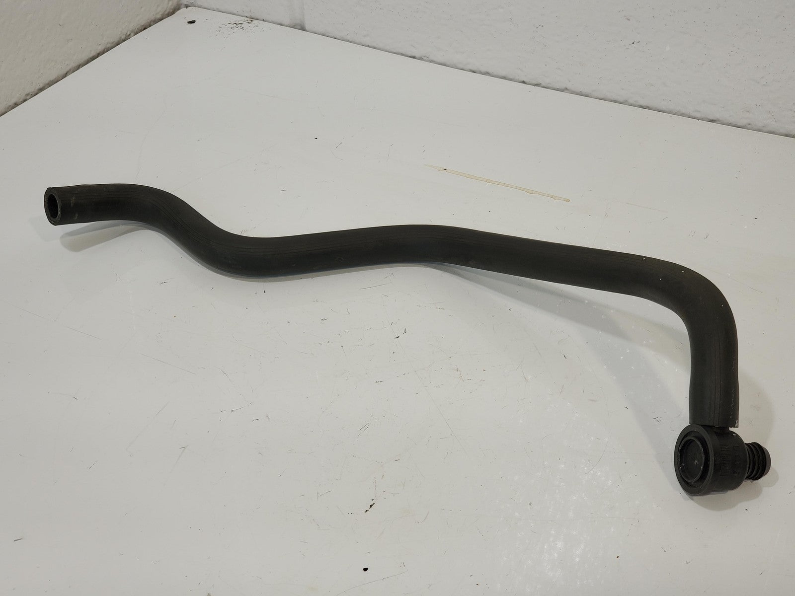 2006-2011 Chevy Impala Power Brake Booster Vacuum Hose OEM 15294427