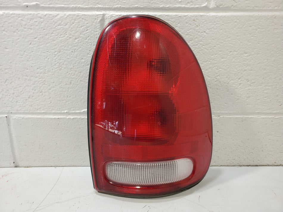 1998-2003 Dodge Durango RH Rear Tail Light Assembly Passenger Side PN# 4576244