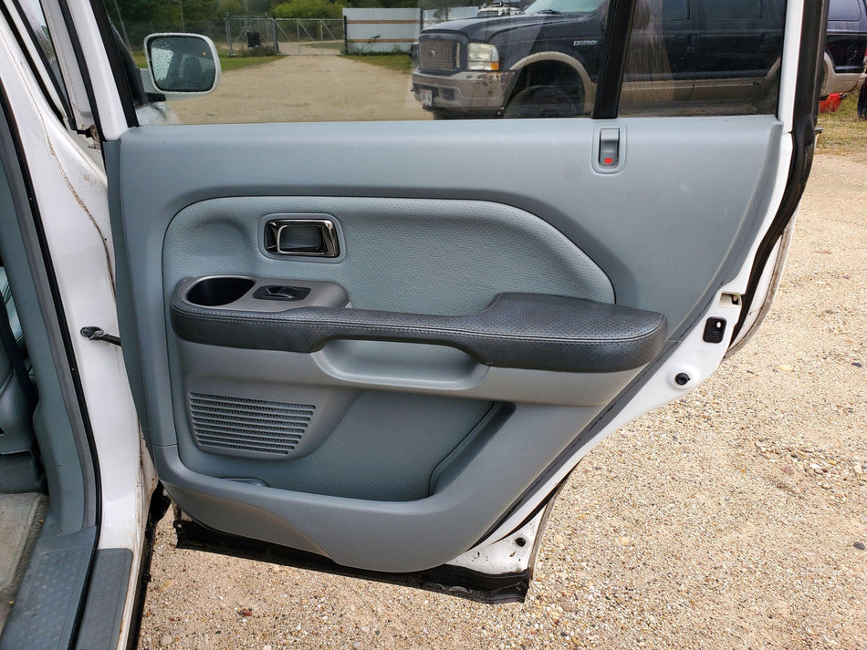 2003-2005 Honda Pilot Rear RH Inside Door Panel (fern/light gray