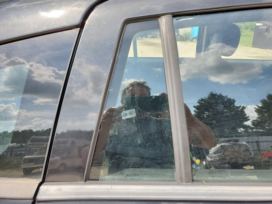 2007-2012 Dodge Caliber Rear RH Door Vent Glass/Window (AS2 tint