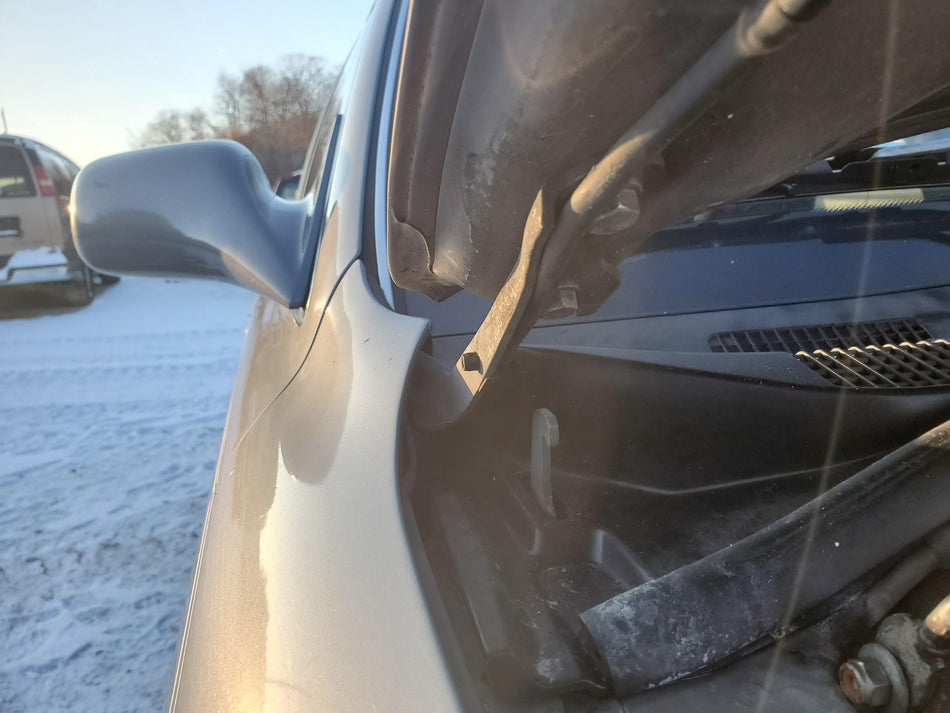 1992-1996 Toyota Camry Hood Hinge RH Right (Pasenger Side)(923 silver taupe