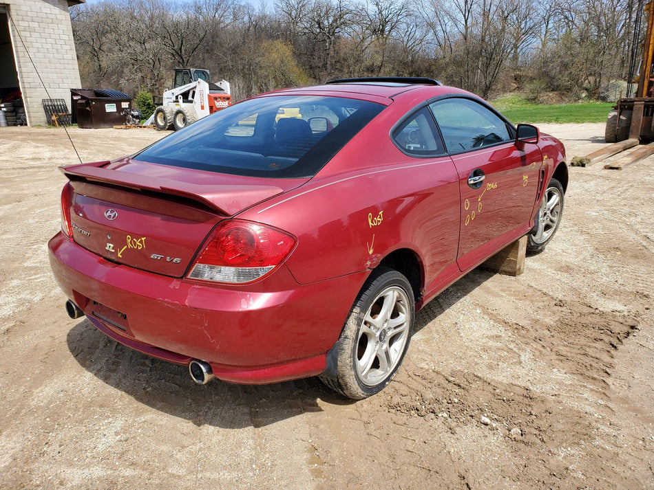 Right RH Rear Knuckle 03 04 05 2006 Hyundai Tiburon