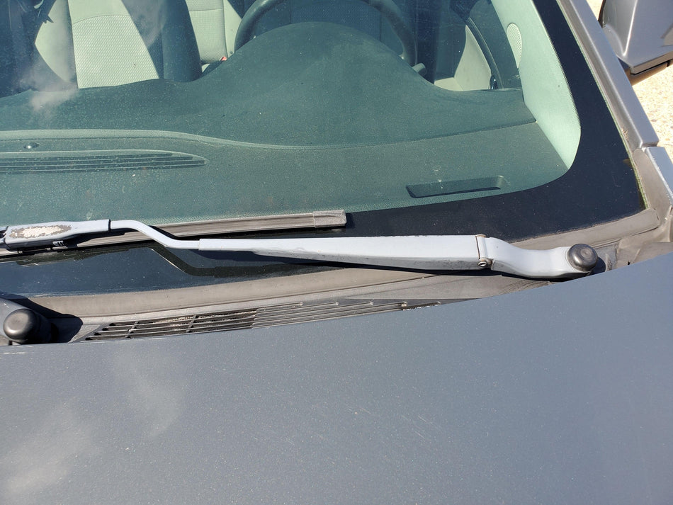 Front LH Wiper Arm (faded) 2007-2009 Saturn Aura