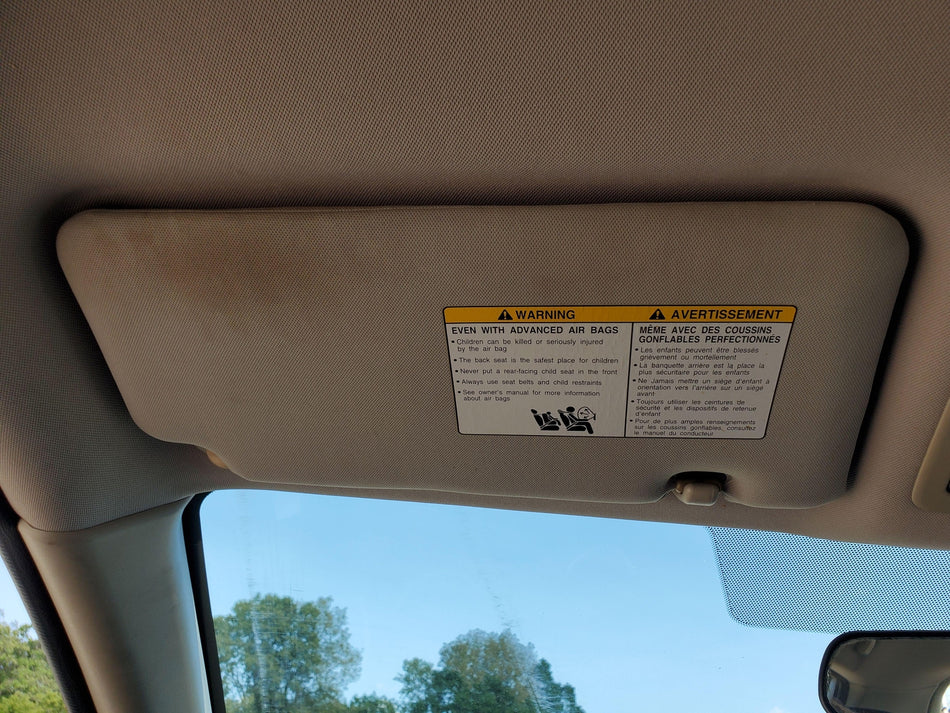 2007-2012 Nissan Versa LH Driver Sun Visor (gray)(Htbk)(with o sunroof OEM