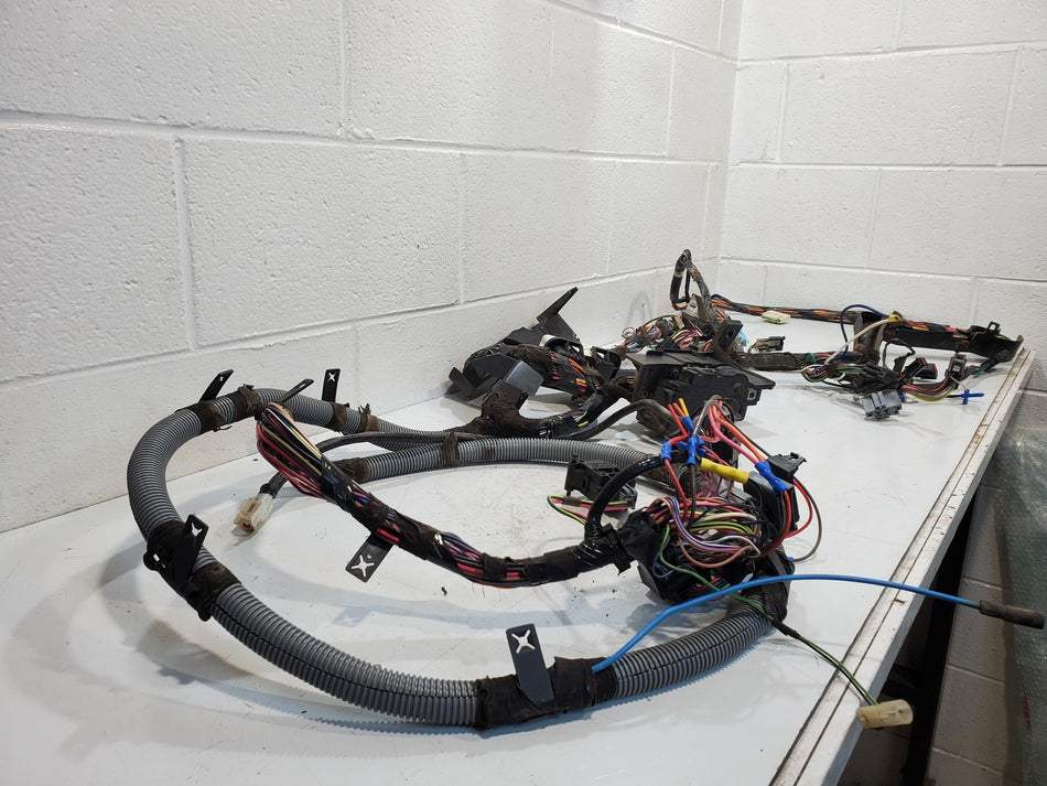 1992-1996 Ford E150 E250 Dash Fuse Box Wiring Harness Power Locks Windows A/C
