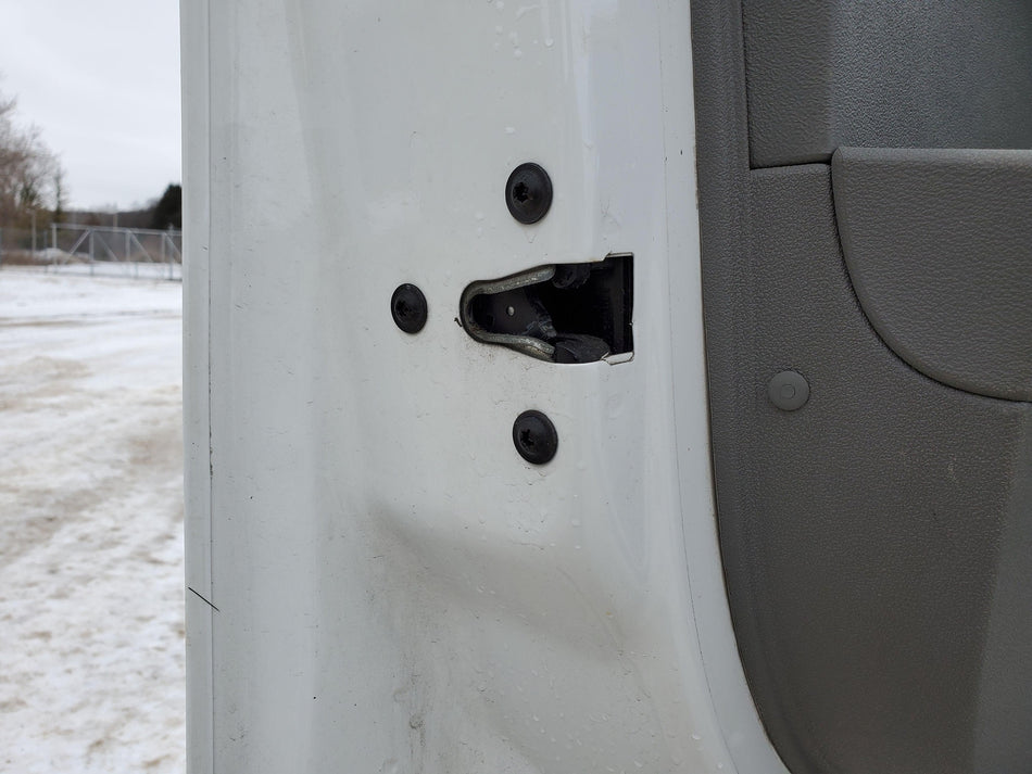 Front Door Latch Chevy MALIBU Left 10