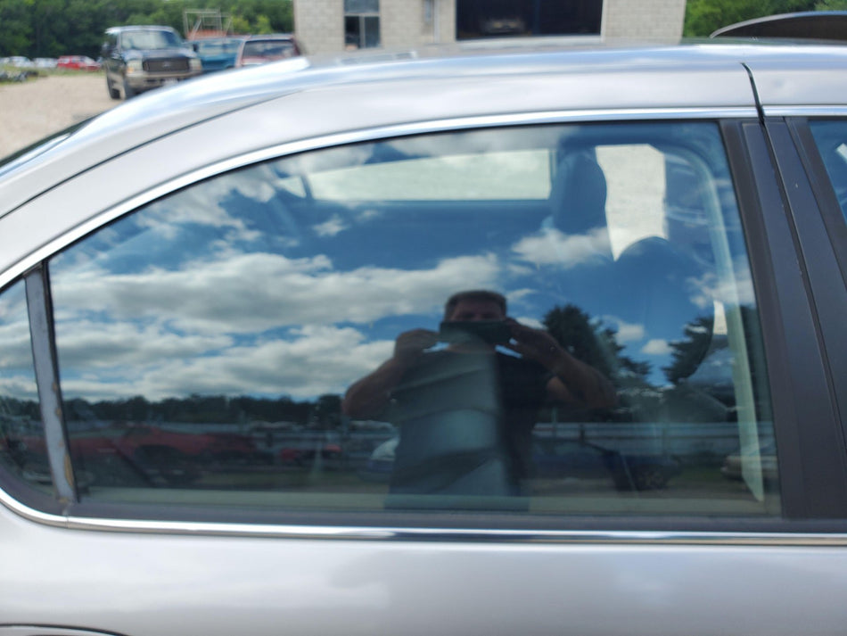 2000-2001 Nissan Maxima Rear RH Door Glass/Window (AS2 tint) OEM