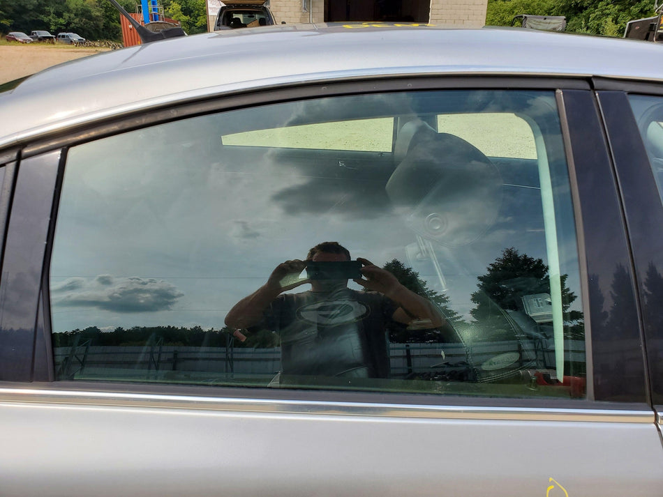 Rear Door Glass/window VW PASSAT Right 98 99 00 01 02 03 04 05