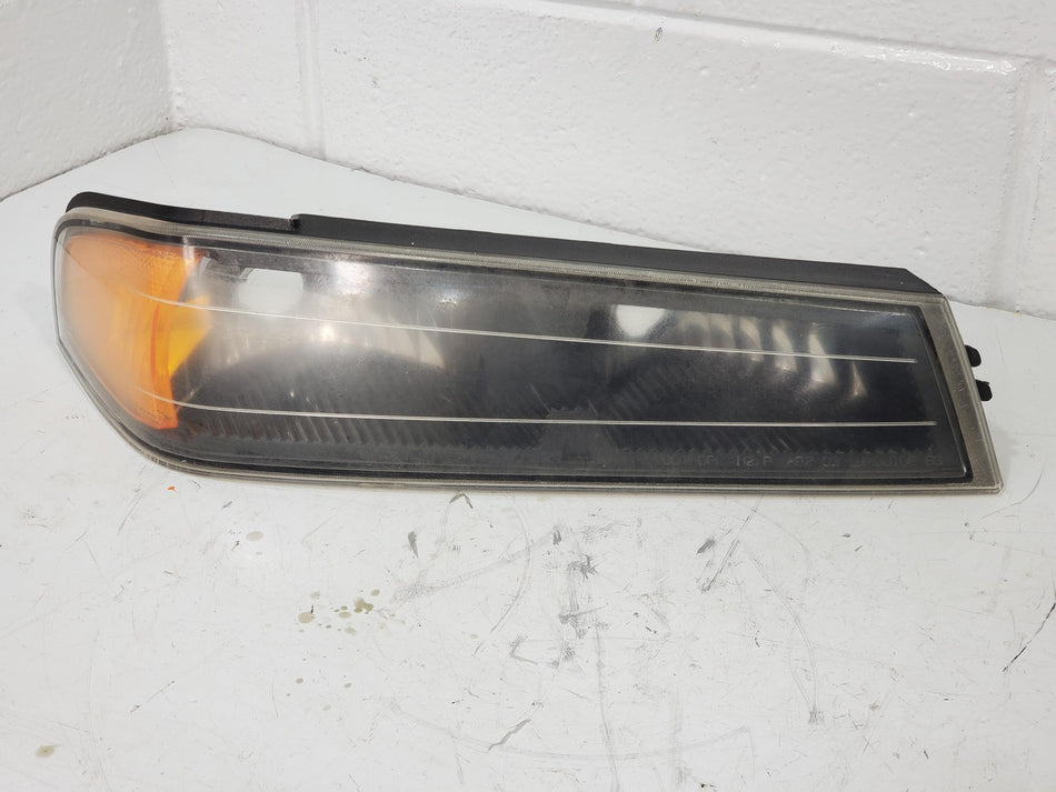 2004-2012 GMC Canyon Front RH Park Turn Lamp Chevy Colorado OEM 15113769