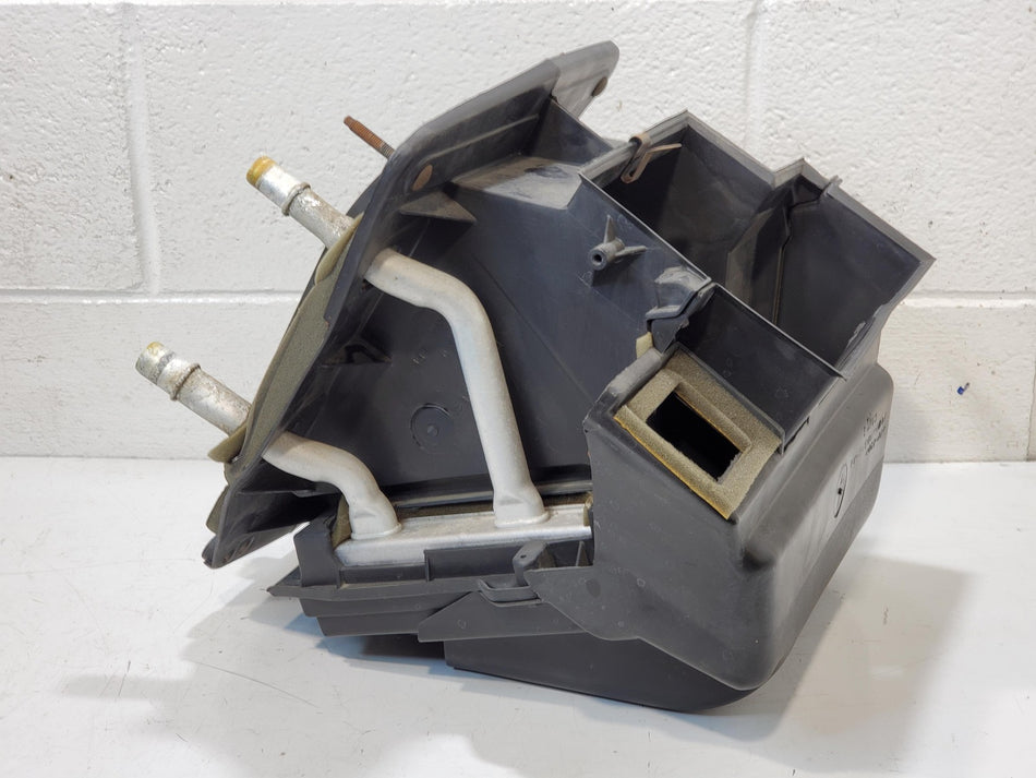 1992-1996 Ford E150 E250 E350 Heater Core Case OEM
