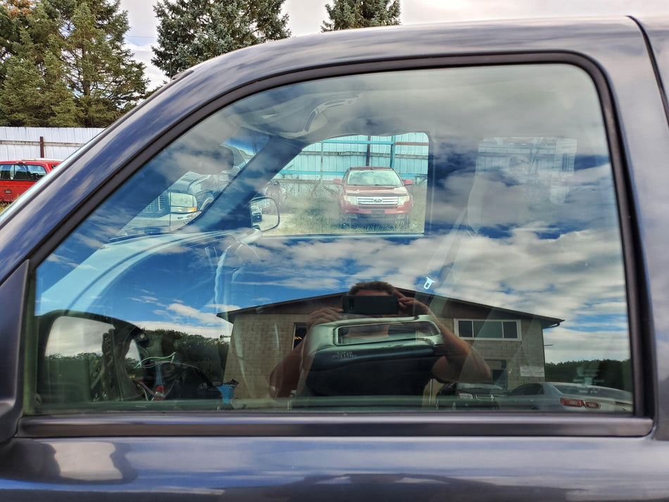 Front LH Door Glass/Window (AS2 tint) 1999-2007 Chevy GMC Silverado Sierra