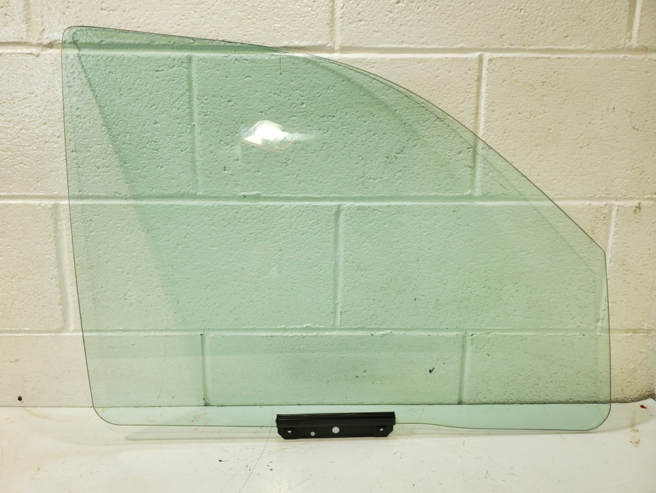 1998-2003 Dodge Durango Front RH Door Glass Window AS2 Solar Tint OEM