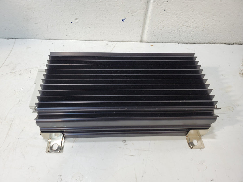 2004-2006 Cadillac SRX Bose Audio System Amplifier (opt U57) 15231327 OEM