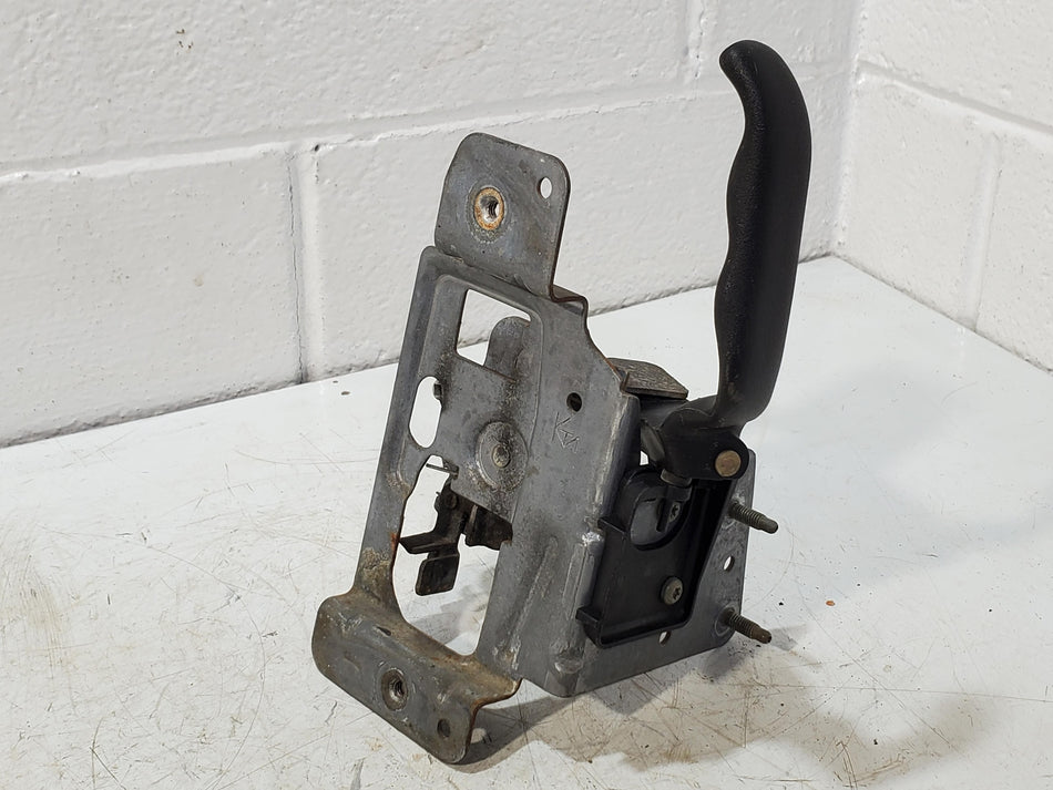 RH Rear Ext. Cab Inside Door Handle 1999-2007 Chevy GMC Silverado Sierra