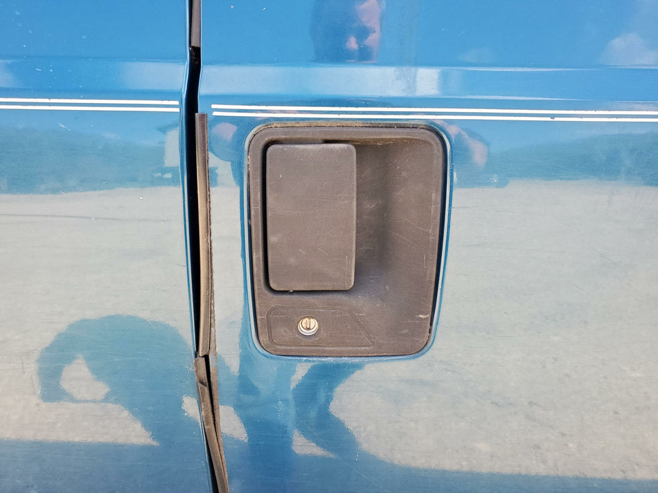99-16 Ford F250 Right RH Front Outside Door Handle Black Textured