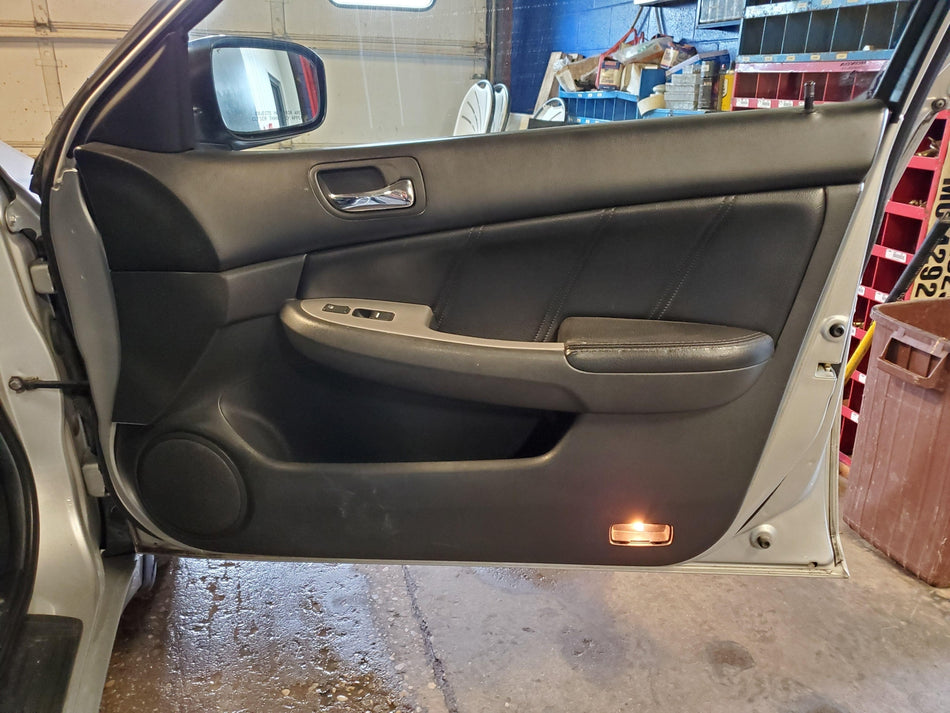 Front Door Trim Panel HONDA ACCORD Right 06