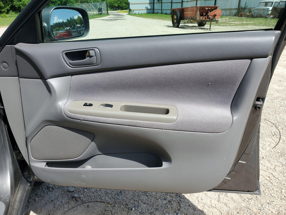 2002-2004 Toyota Camry LE Front RH Inside Door Panel Gray (US built)(sedan)