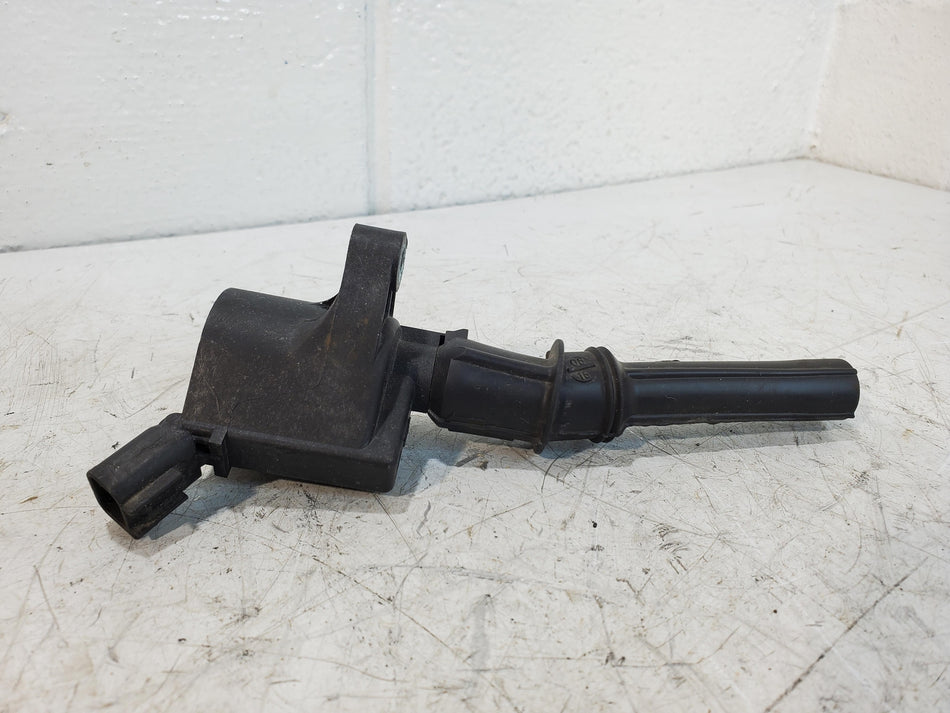 1997-2000 Ford F150 Ignition Coil 5.4L F7TU-12A366-CD OEM