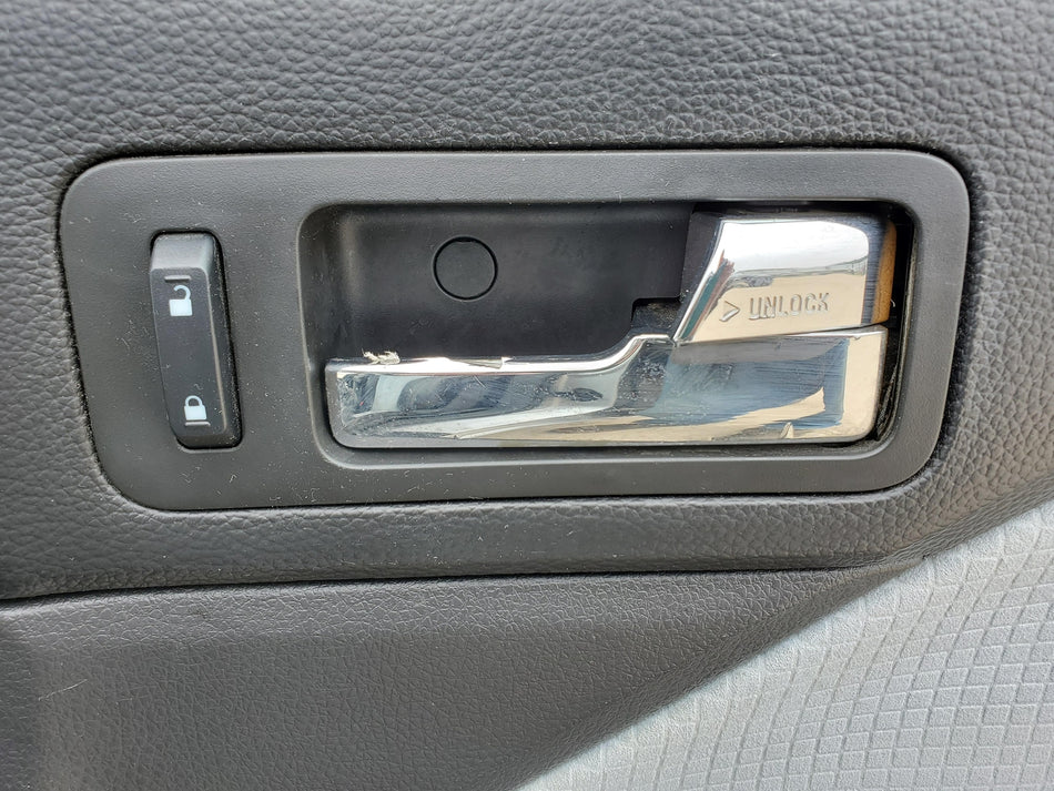 Front RH Inside Door Handle (chrome)(handle only) 2006-2011 Mercury Milan