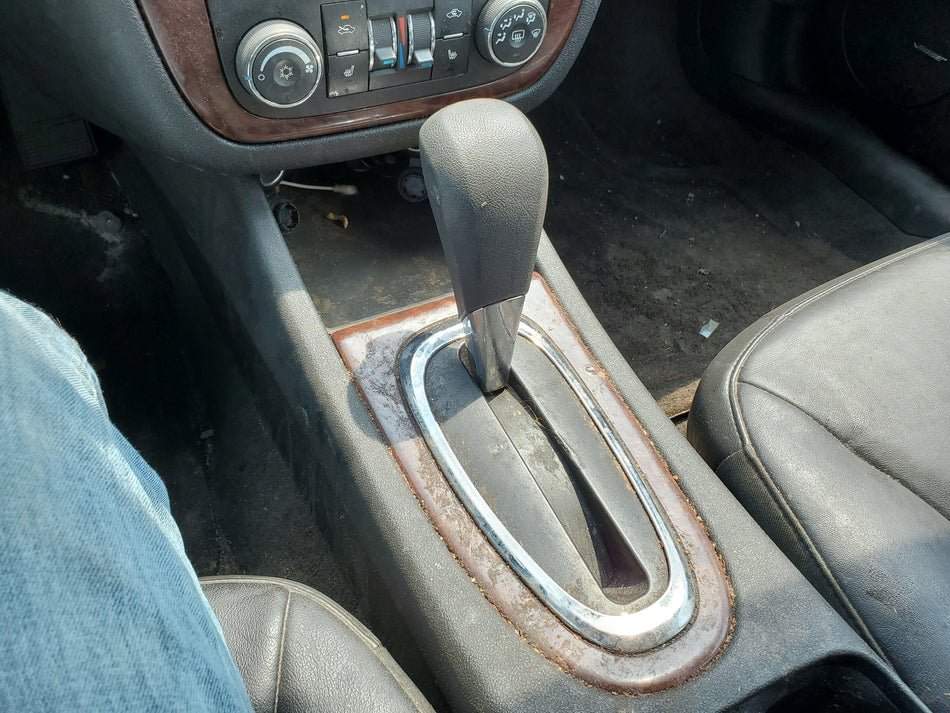 2006-2011 Chevy Impala Floor Shifter OEM