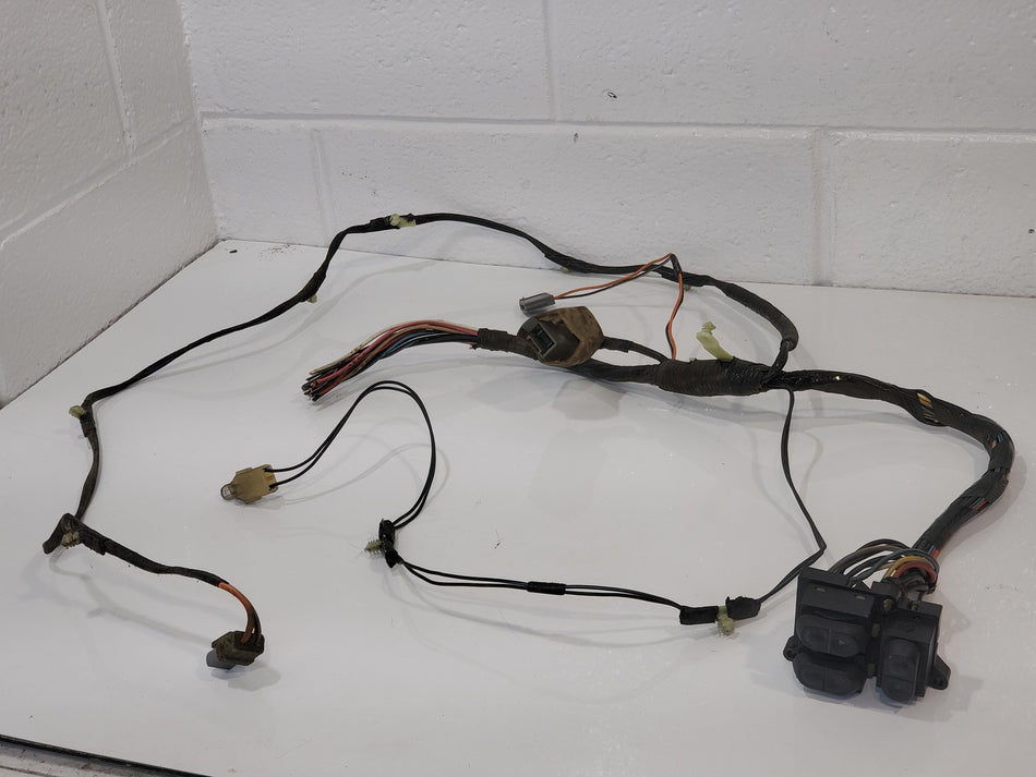 1992-1994 Ford F250 F350 LH Driver Front Door Wiring Harness For Parts or Repair