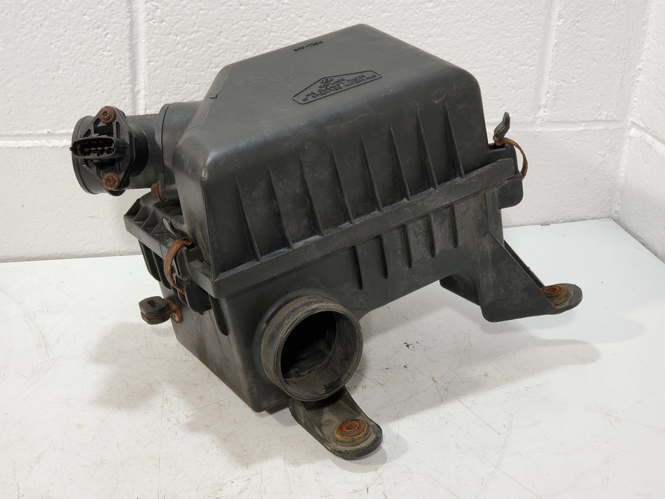 2000-2006 Hyundai Accent Air Filter Box With Air Flow Meter/Sensor (1.6L