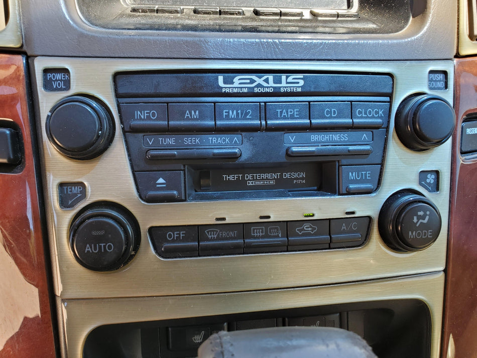 Audio System Receiver Radio (ID P1714 on radio) 1999-2003 Lexus RX300