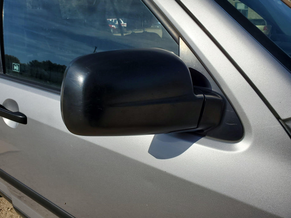 2002-2006 Honda CRV RH Door Mirror (power)(non heated)(moulded black)(LX OEM